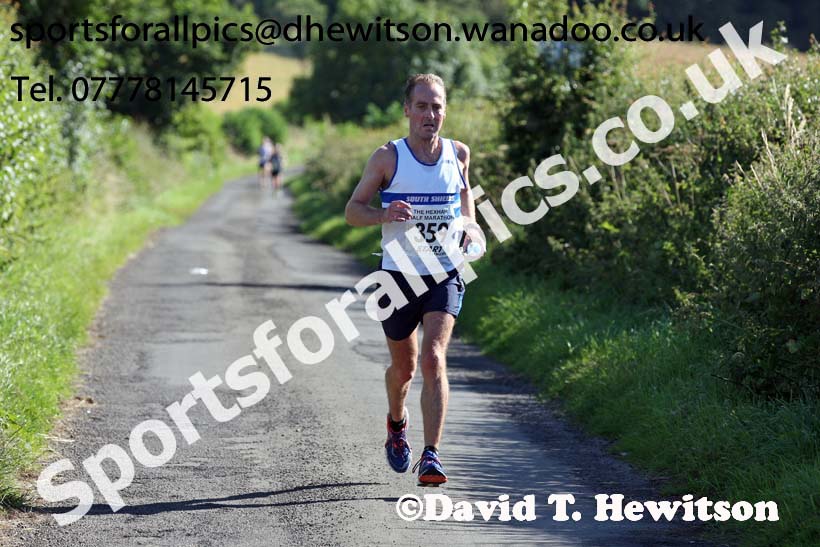 Hexham Half Marathon, Northumberland. Photo: David T. Hewitson/Sports for All Pics